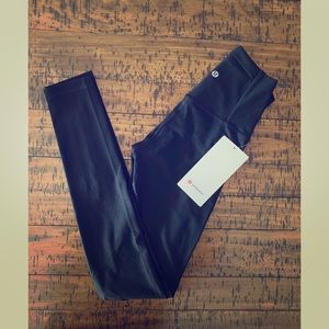 Lululemon 28” Mapped Out High-Rise Tight - Size 4